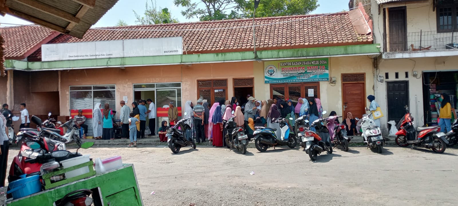 KEGIATAN PENYALURAN  BANPANG D...
